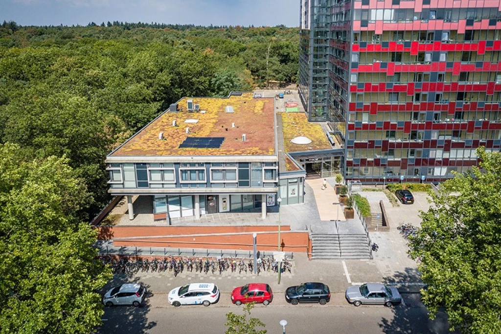 Gezondheidscentrum vollenhove in zeist verkocht aan carestone property bv