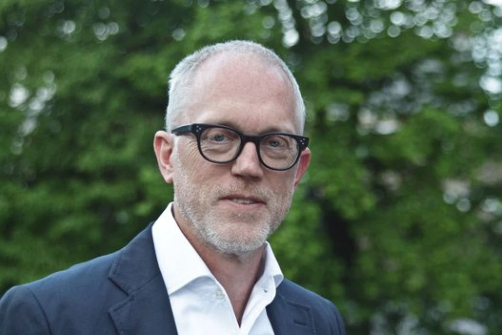 Hey zorgondernemer: denk 2x na voordat je je vastgoed verkoopt.
